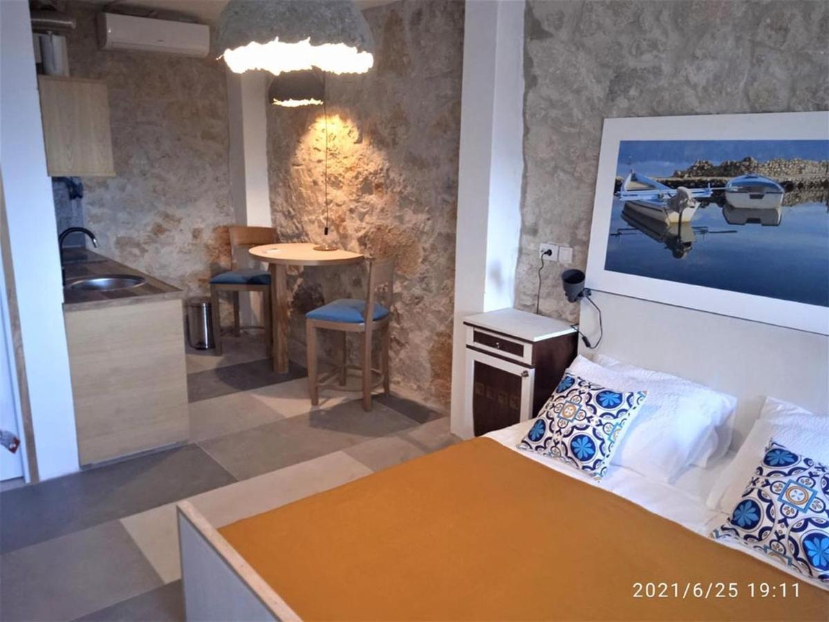 Agave Apartments Stara Baška Exterior foto
